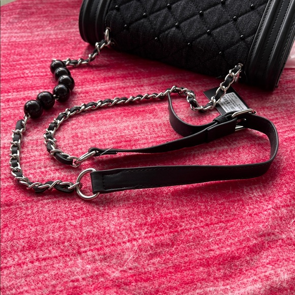 Badgley Mischka NWT Black Quilted Shoulder or crossbody bag - Picture 13 of 13